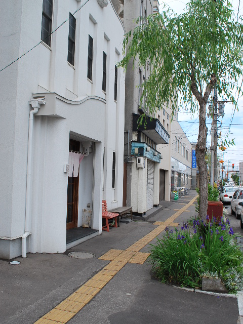 函館銀座通りレトロ建築コレクション・2011(その2)_f0142606_11161475.jpg