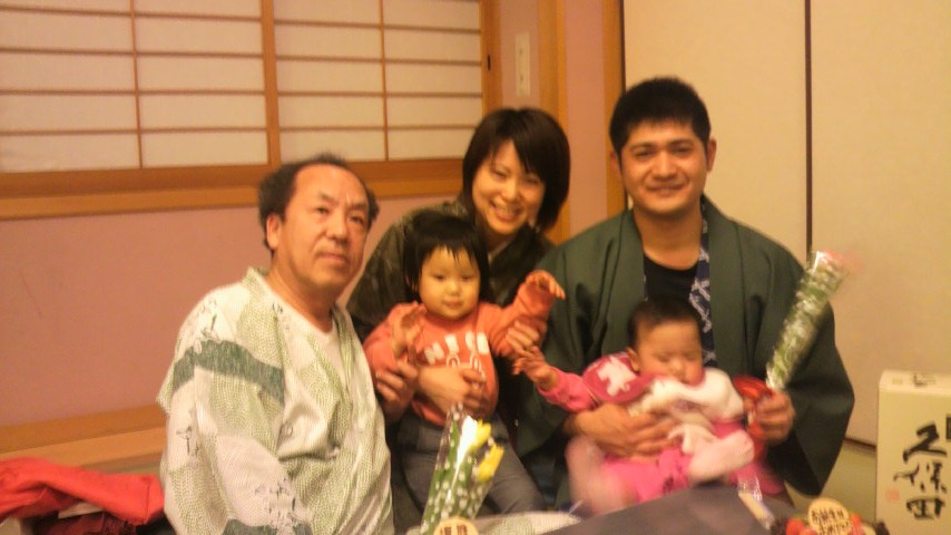 おめでとうございます!_a0200771_15395047.jpg