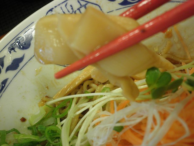 九州ラーメン亀王(きおう) 箕面船場店_c0118393_8472159.jpg