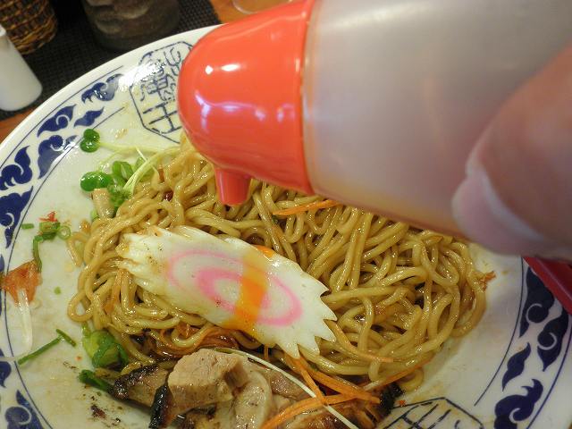 九州ラーメン亀王(きおう) 箕面船場店_c0118393_8522440.jpg
