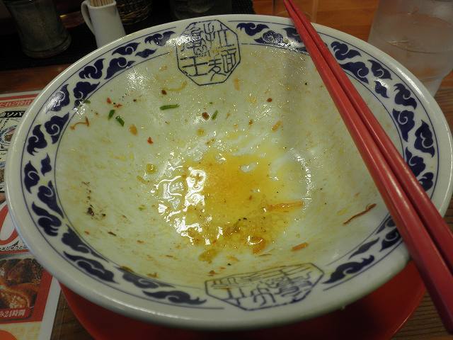 九州ラーメン亀王(きおう) 箕面船場店_c0118393_8575076.jpg