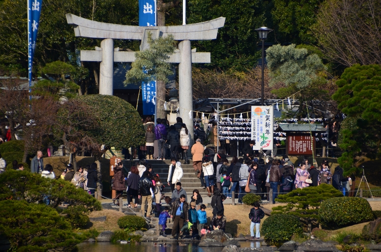 2012の初詣は出水神社で_b0123359_20401461.jpg