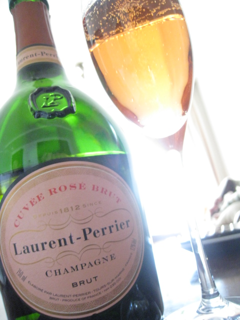 Laurent-Perrierで新年会@部活新年２日目_c0212604_1572280.jpg