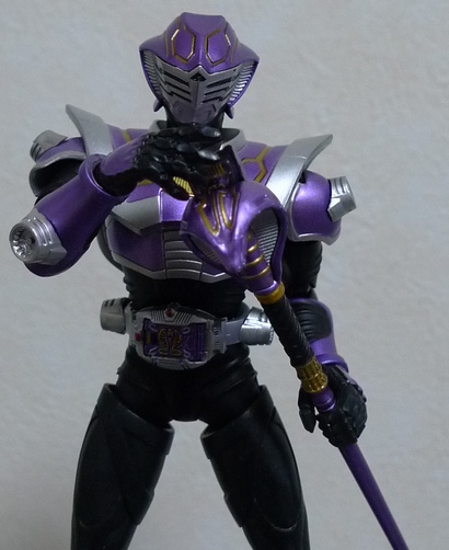 S.H.フィギュアーツ 仮面ライダー王蛇_a0066669_02434.jpg