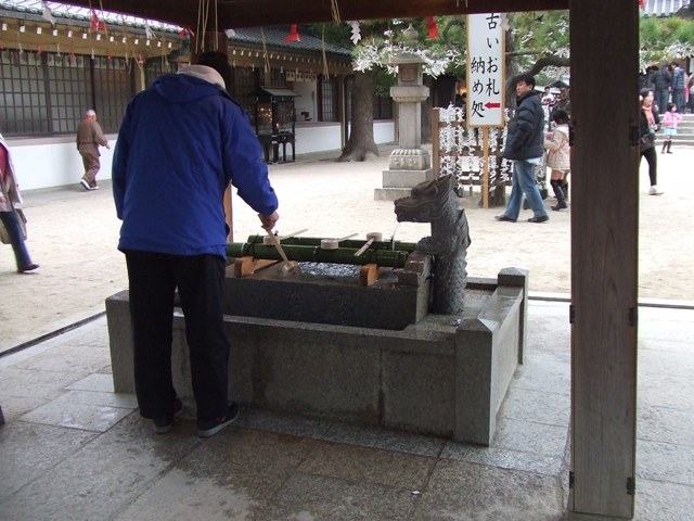 Abiko Kannon Temple for New Year_e0046748_2222924.jpg