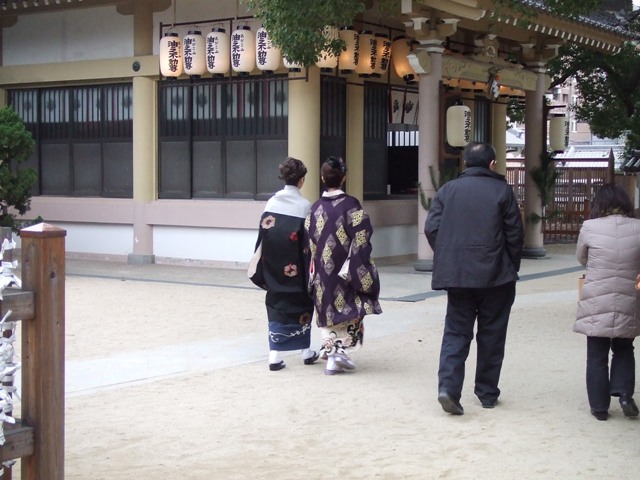 Abiko Kannon Temple for New Year_e0046748_225215.jpg