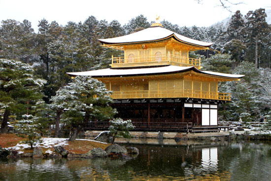 雪の金閣寺_e0048413_21441866.jpg