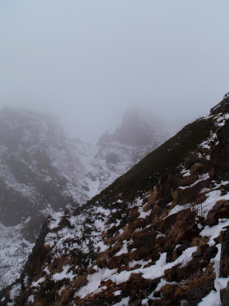 お正月登山　南八ヶ岳縦走－阿弥陀岳へ_c0177814_23312753.jpg