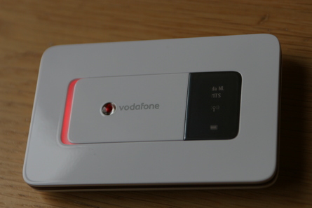 Vodafone Mobile Wifi_c0065582_18203843.jpg