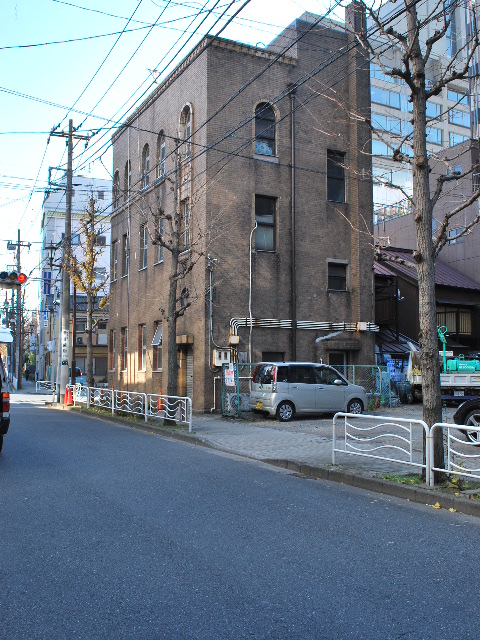 東京深川の村林ビル(建築家・関根要太郎作品研究)_f0142606_18184475.jpg