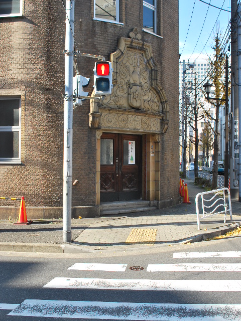 東京深川の村林ビル(建築家・関根要太郎作品研究)_f0142606_188565.jpg