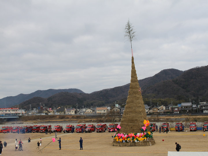 念願のどんど焼きに遭遇_c0178561_2218049.jpg