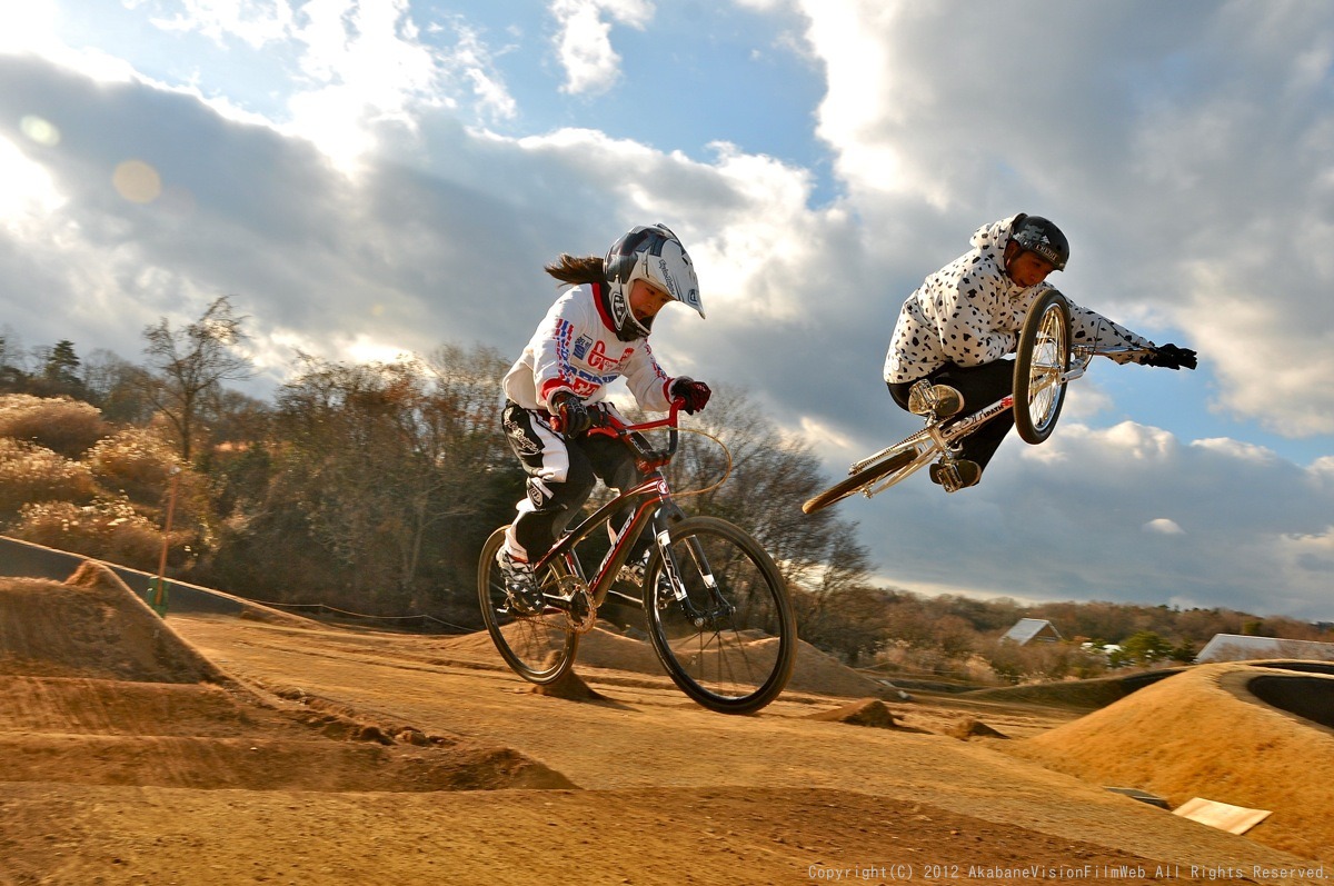 ２０１２CSC BMX愛好会　1月7日の風景VOL2　動画追加_b0065730_1934649.jpg