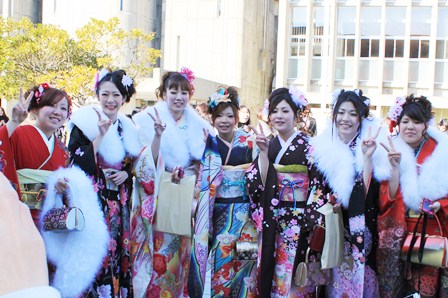 平成24年鳴門市成人式 つらつらと ひとりごと 平成24年鳴門市成人式 つらつらと ひとりごと