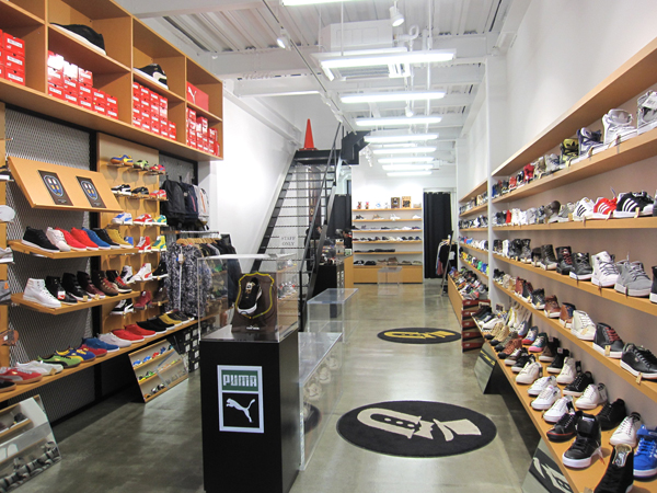 12 1 11 Grand Open Uptown Deluxe Fukuoka Best Select Sneaker Shop Since 01 福岡県福岡市中央区大名 1 1 2 2 12 1 11 Grand Open Uptown Deluxe Fukuoka Best Select Sneaker Shop Since 01 福岡県福岡市中央区大名 1 1 2 2