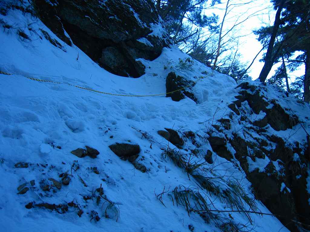 完全凍結の　高瀑の滝 　（たかたるのたき）_b0124306_2011444.jpg