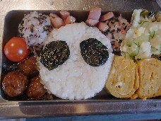 今日のブサ弁_d0171222_12474043.jpg