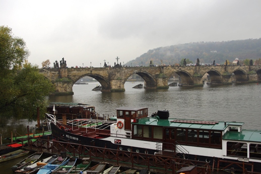 f0232763_0285279.jpg