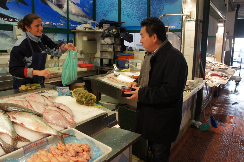 リスボンの魚市場!_c0180686_1843352.jpg