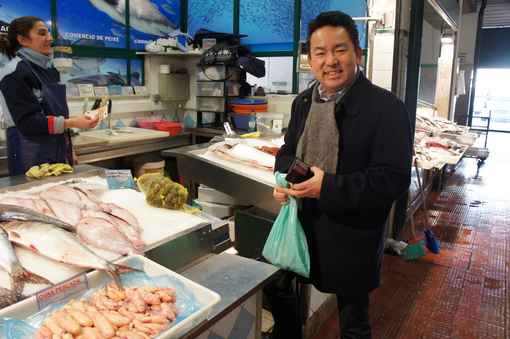 リスボンの魚市場!_c0180686_18443491.jpg