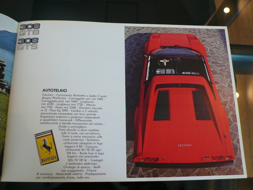 308GTB/GTS オリジナルカタログ_a0129711_13372386.jpg