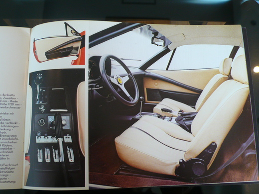 308GTB/GTS オリジナルカタログ_a0129711_13465329.jpg