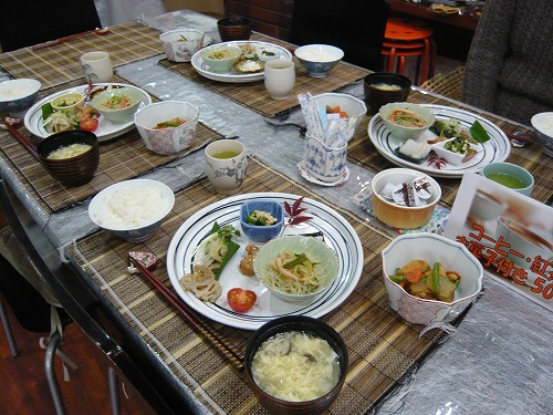 今年も木曜カフェをよろしくお願いします★_f0223914_1932568.jpg