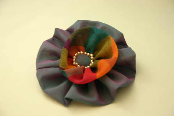 flower corsage_e0104046_23451393.jpg