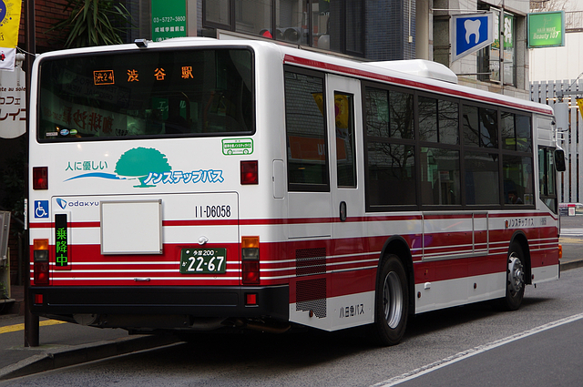 小田急バス 11-D6058_a0189549_15543527.jpg