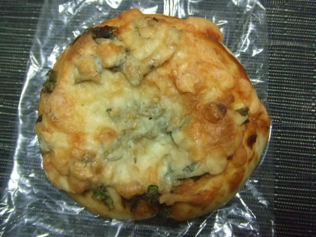 カリンベーグル 甘味噌・ネギ・チーズ_f0076001_0464945.jpg