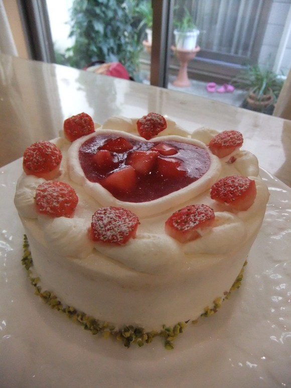 いちごのショートケーキ_a0214059_757585.jpg