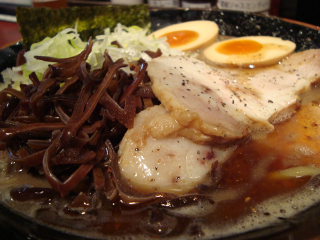 高円寺「豚骨ラーメン　じゃぐら」へ行く。_f0232060_2203691.jpg