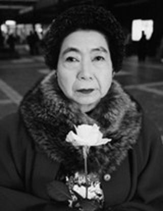 腰振りおばちゃん Archeologie Staff Blog 腰振りおばちゃん Archeologie Staff Blog