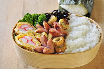 蟹カマ玉子焼きのお弁当_b0171098_9573066.jpg