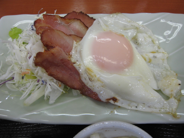 1/13夜勤明け 東京チカラめし「ベーコンエッグ定食¥350」@八王子_b0042308_822753.jpg