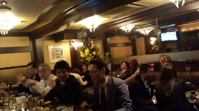 昨日のエスカは・・・_f0085810_16402915.jpg