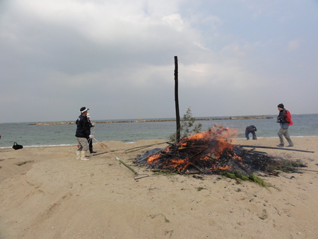 「新春里海まつり2012”海に吼える!”」 & 「とんど焼き」_c0108460_18372873.jpg