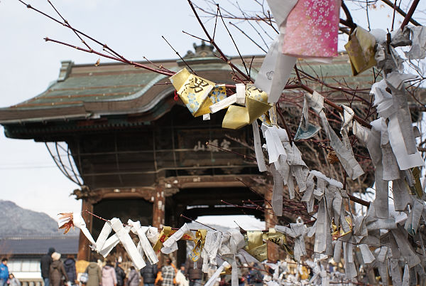 善光寺に初詣_e0053810_17184623.jpg