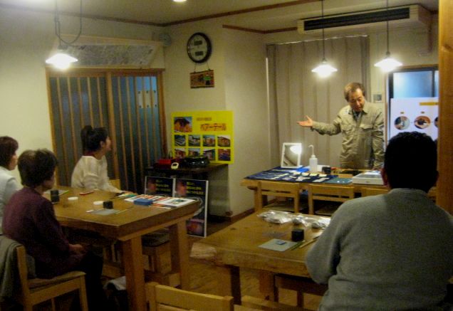シルバーアート教室で とびっきりの笑顔!!_b0093221_23293085.jpg