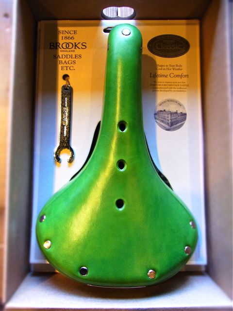 BROOKS B17 STANDARD_b0212032_2259262.jpg