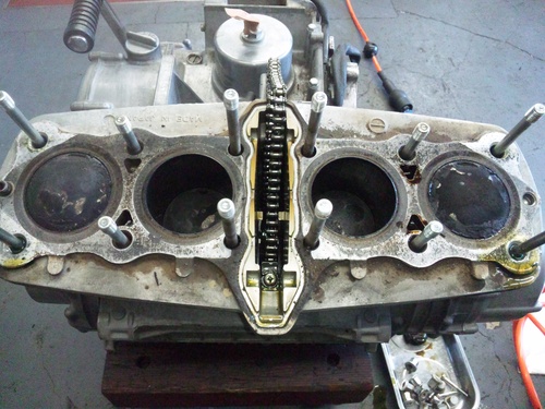 kawasaki Z1 のエンジンオーバーホールでござる。その2_a0163159_22221479.jpg