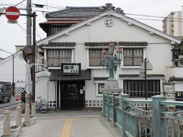 d0224712_1248114.jpg