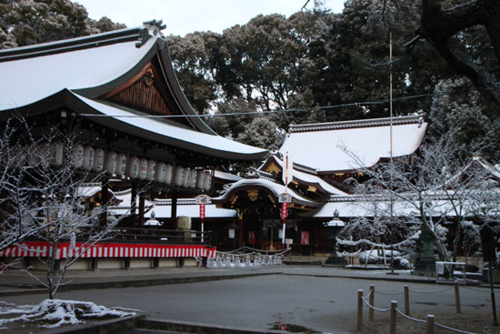 淡雪1 今宮神社_e0048413_16524611.jpg