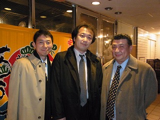 雪降る夜は!_f0157910_14274423.jpg