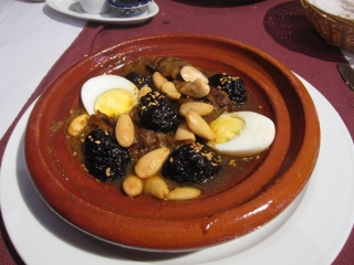 モロッコの食事-代表的な料理-_d0158245_3574392.jpg