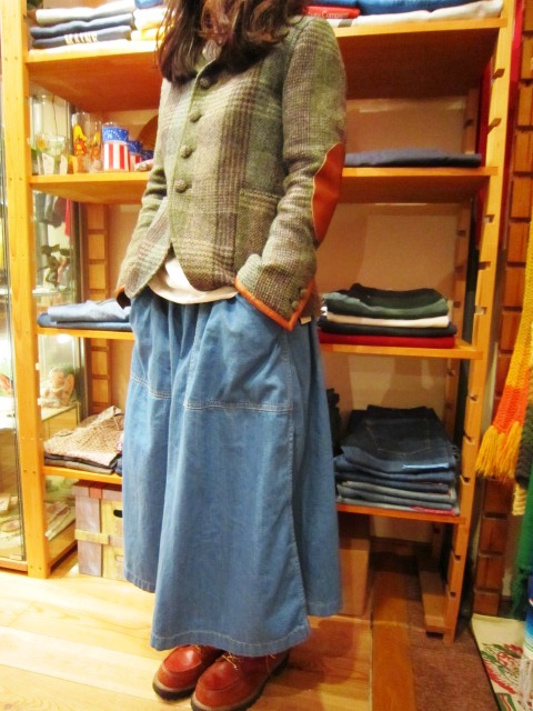 Americana \"キュロットスカート\"　&　Westwood Outfitters \"サルエルパンツ\"　ご紹介_f0191324_9512675.jpg