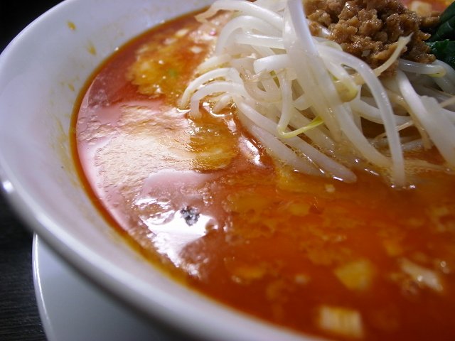 病み付きになる坦々麺_e0145711_281720.jpg