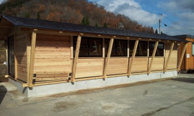 仮設住宅本掲載のプランが長野県栄村で完成しました。_e0029115_17183542.jpg