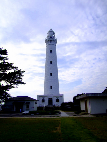 「島根　出雲大社からもう一歩　阿国の墓、稲佐の浜、日御碕神社、日御碕灯台」_a0000029_110164.jpg