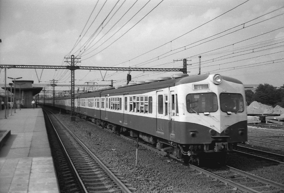 9 Number 1203 On Rail Vehicles Image: PICRYL - Public Domain